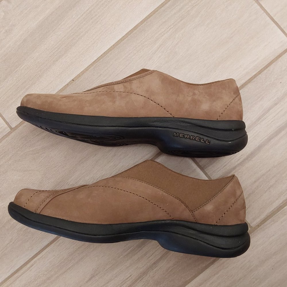 Merrill Performance Tan Slip On Clog Flats. Size 9 - image 4